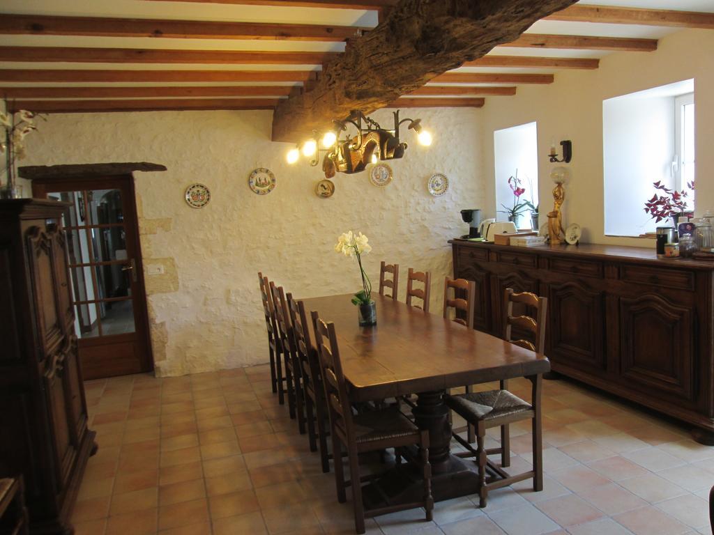 Courcelles  勒卡德朗索里拉旅馆酒店 外观 照片