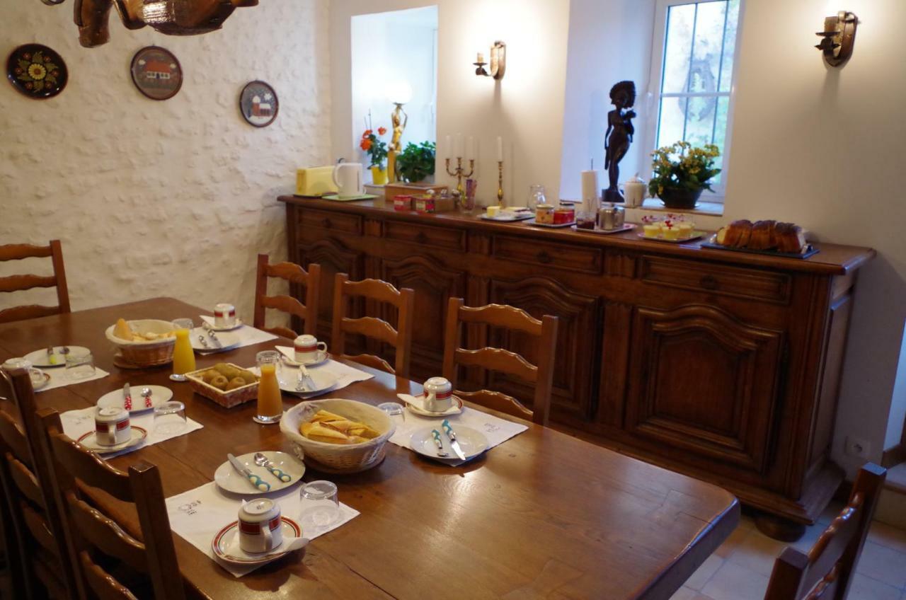 Courcelles  勒卡德朗索里拉旅馆酒店 外观 照片